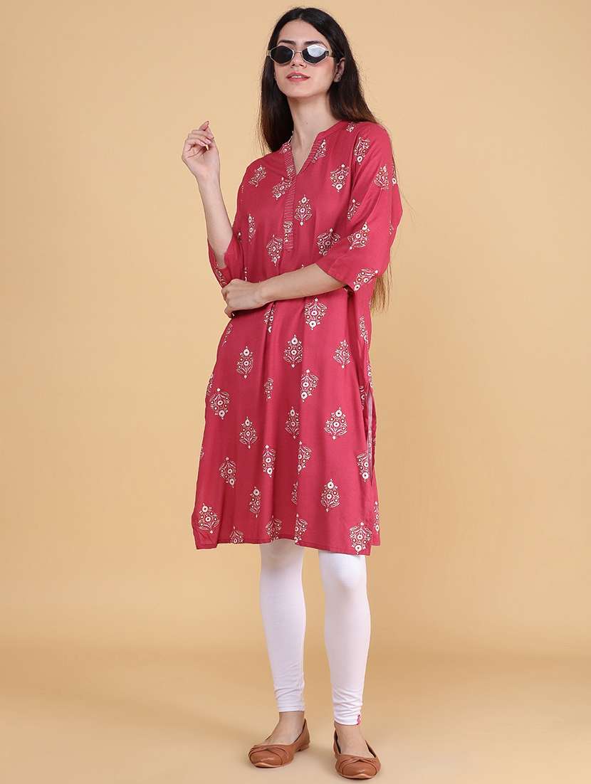 women printed three quarter sleeve straight kurta
