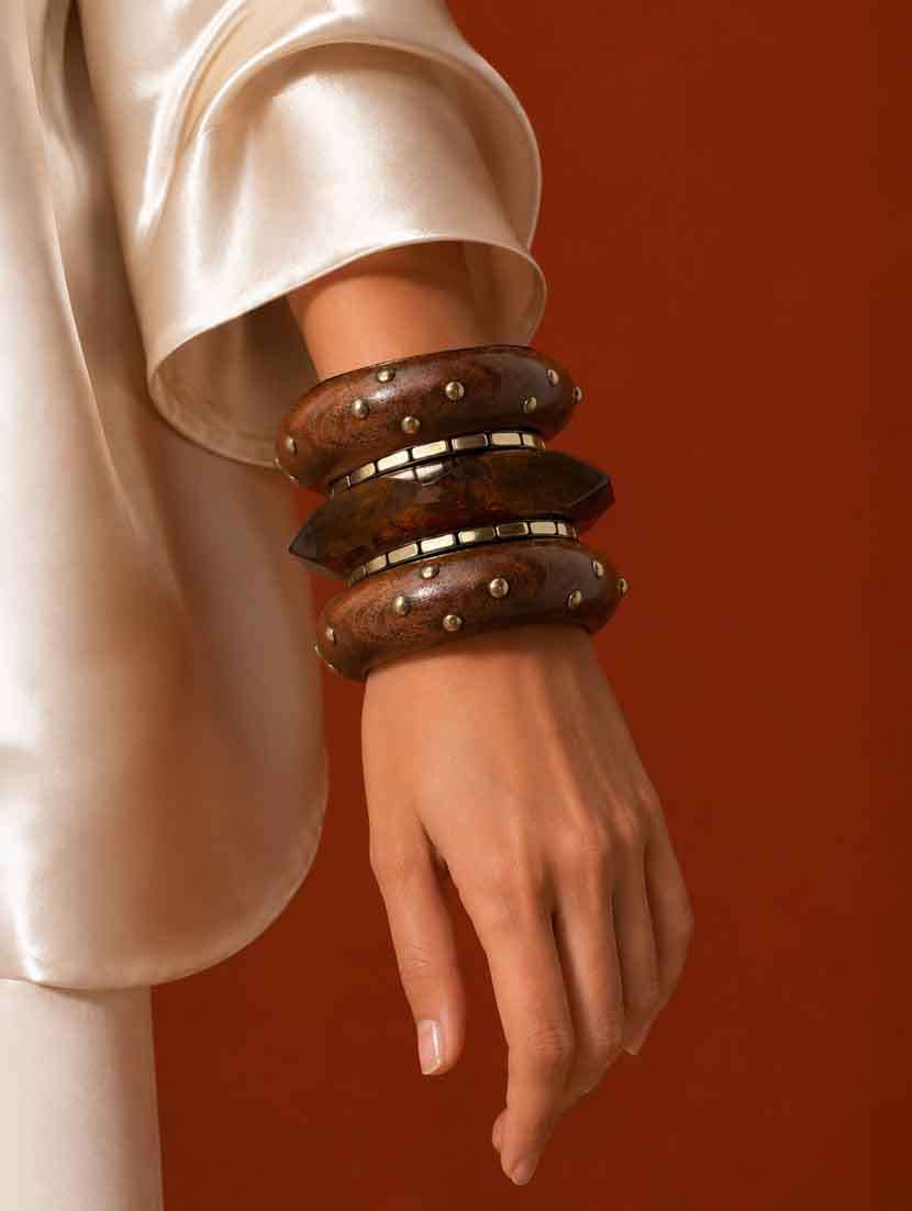 set of 5 wood metal & resin bangles for women - 22554192 -  Standard Image - 3