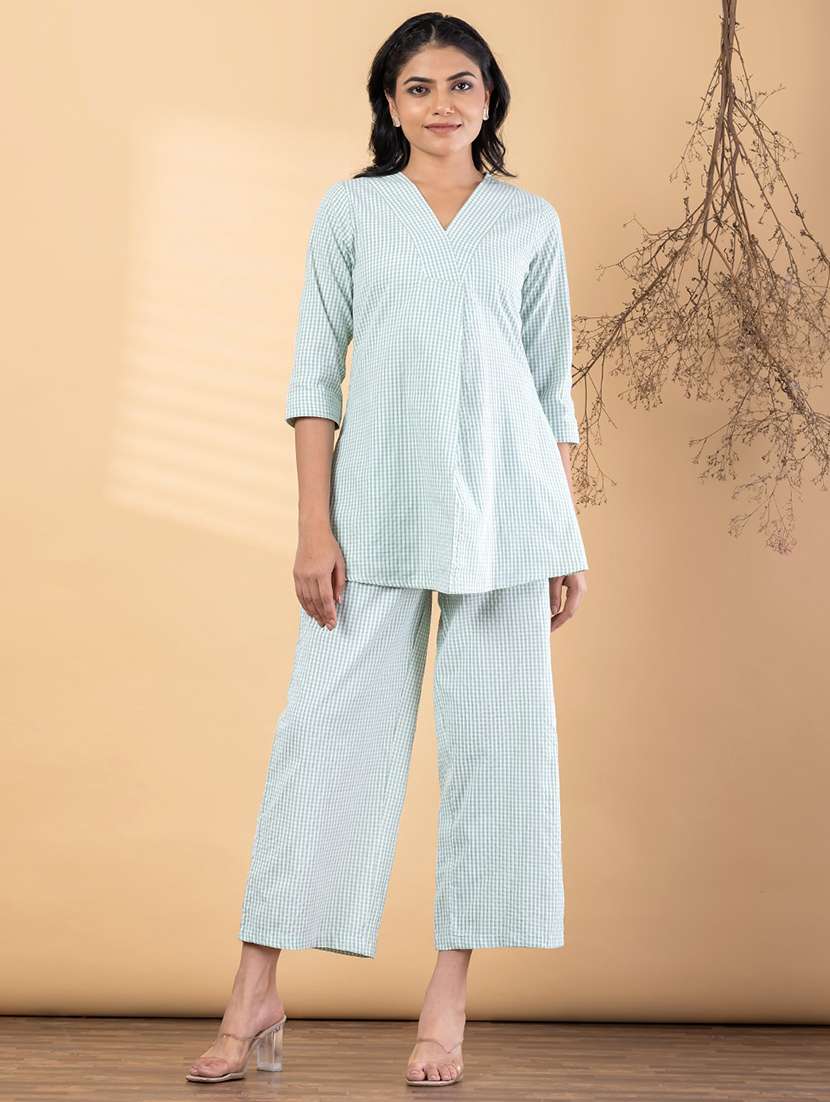 women checkered three quarter sleeve ethnic co-ord set