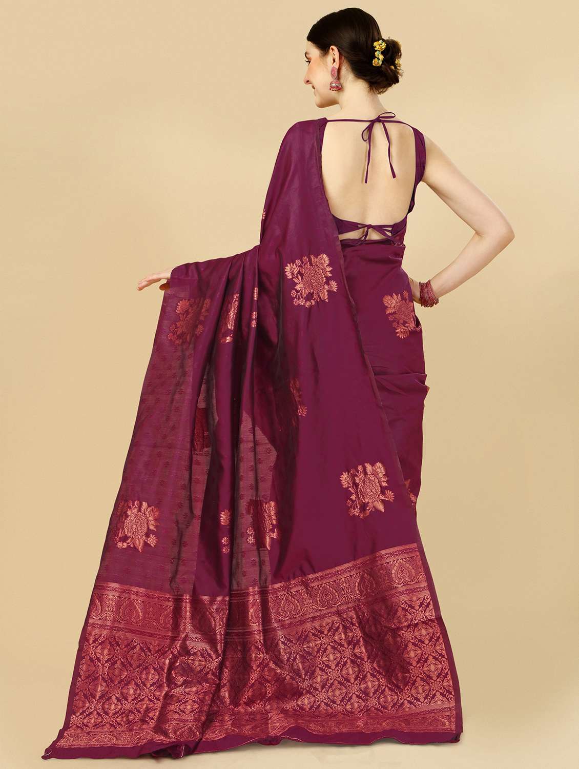 Women Self Design Banarasi Saree With Blouse - 22554546 -  Standard Image - 3