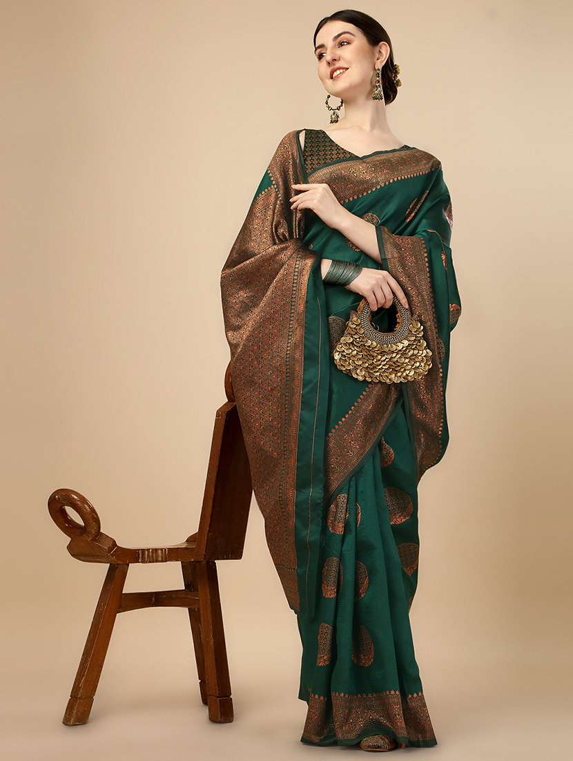 women self design banarasi saree with blouse