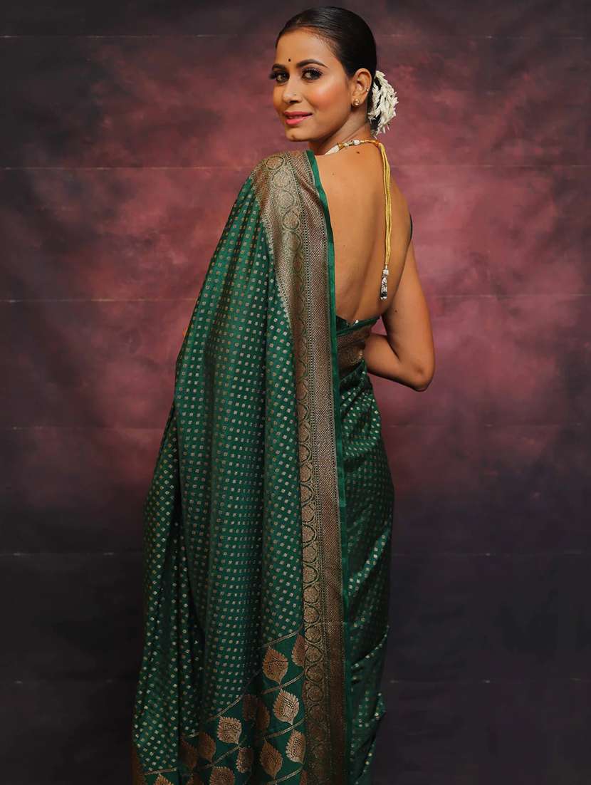 women self design banarasi saree with blouse - 22554582 -  Standard Image - 3