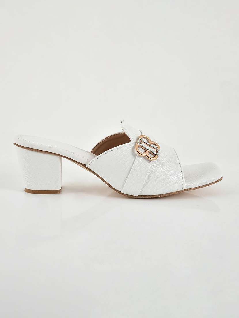women solid slip on sandal - 22554645 -  Standard Image - 3