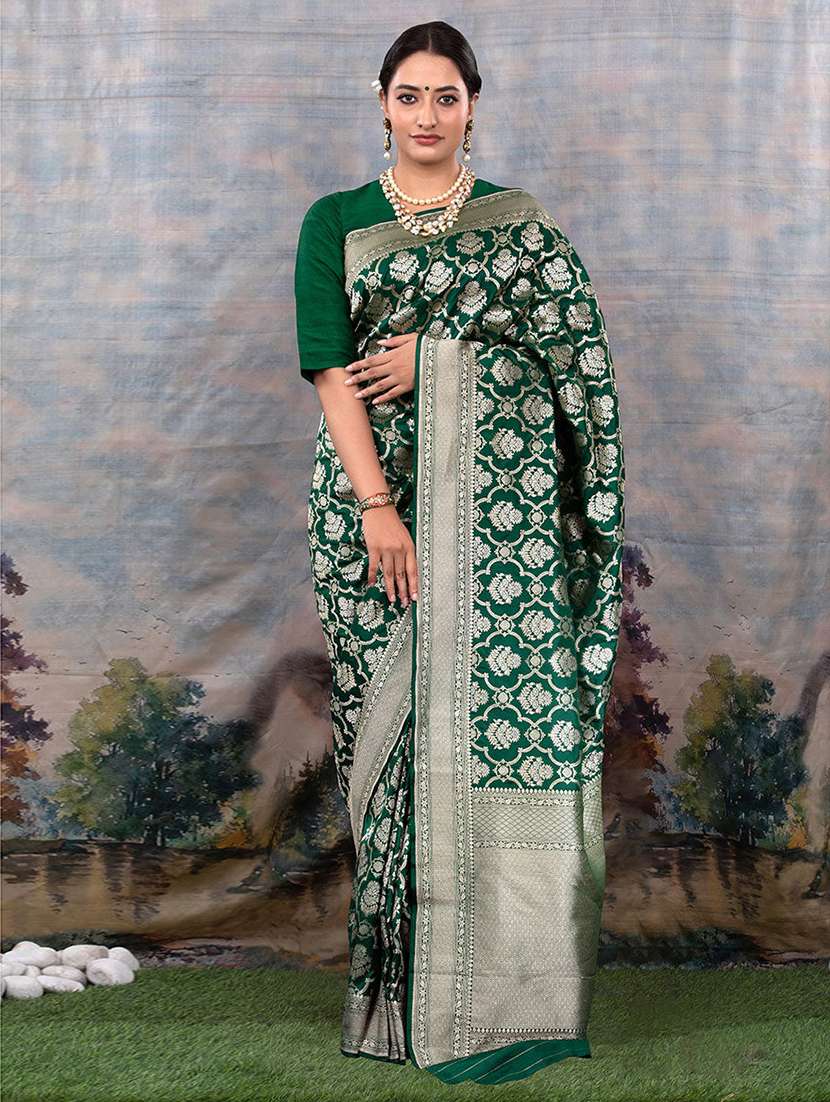 women self design banarasi saree with blouse