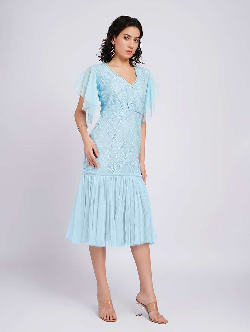 women self design flared sleeves sheath dress - 22554886 -  Standard Image - 3