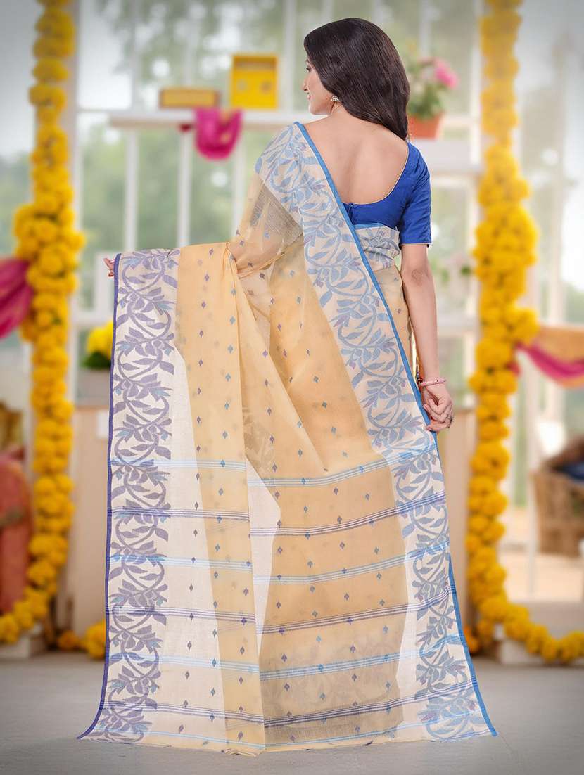 women self design handloom saree - 22554980 -  Standard Image - 3