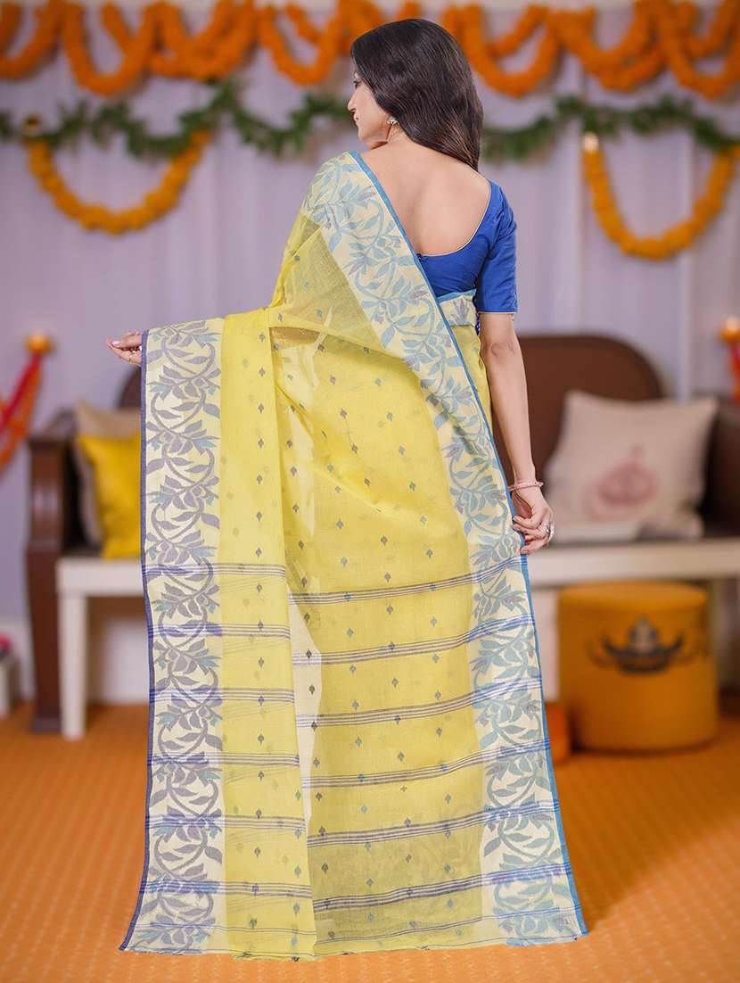 women self design handloom saree - 22554981 -  Standard Image - 3