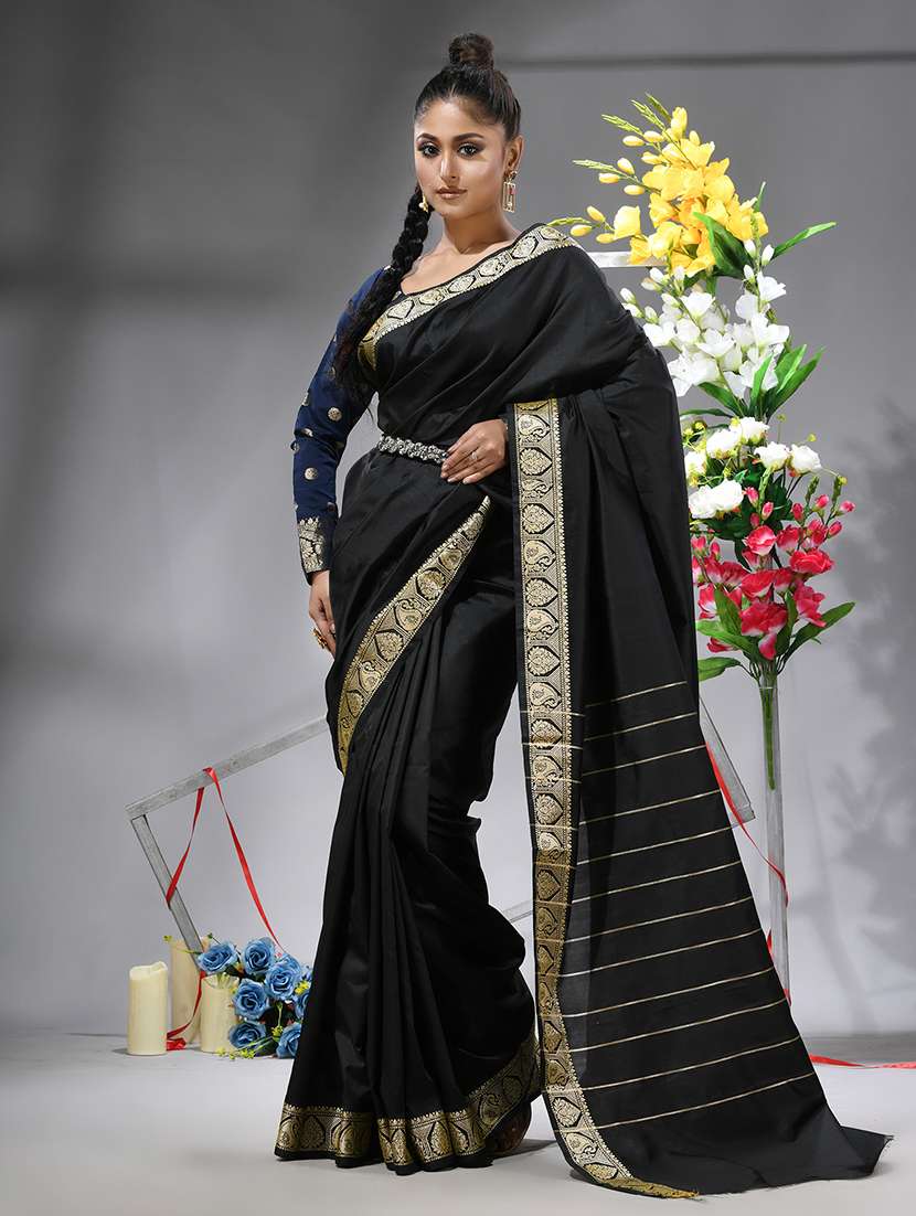 women solid with bordered saree