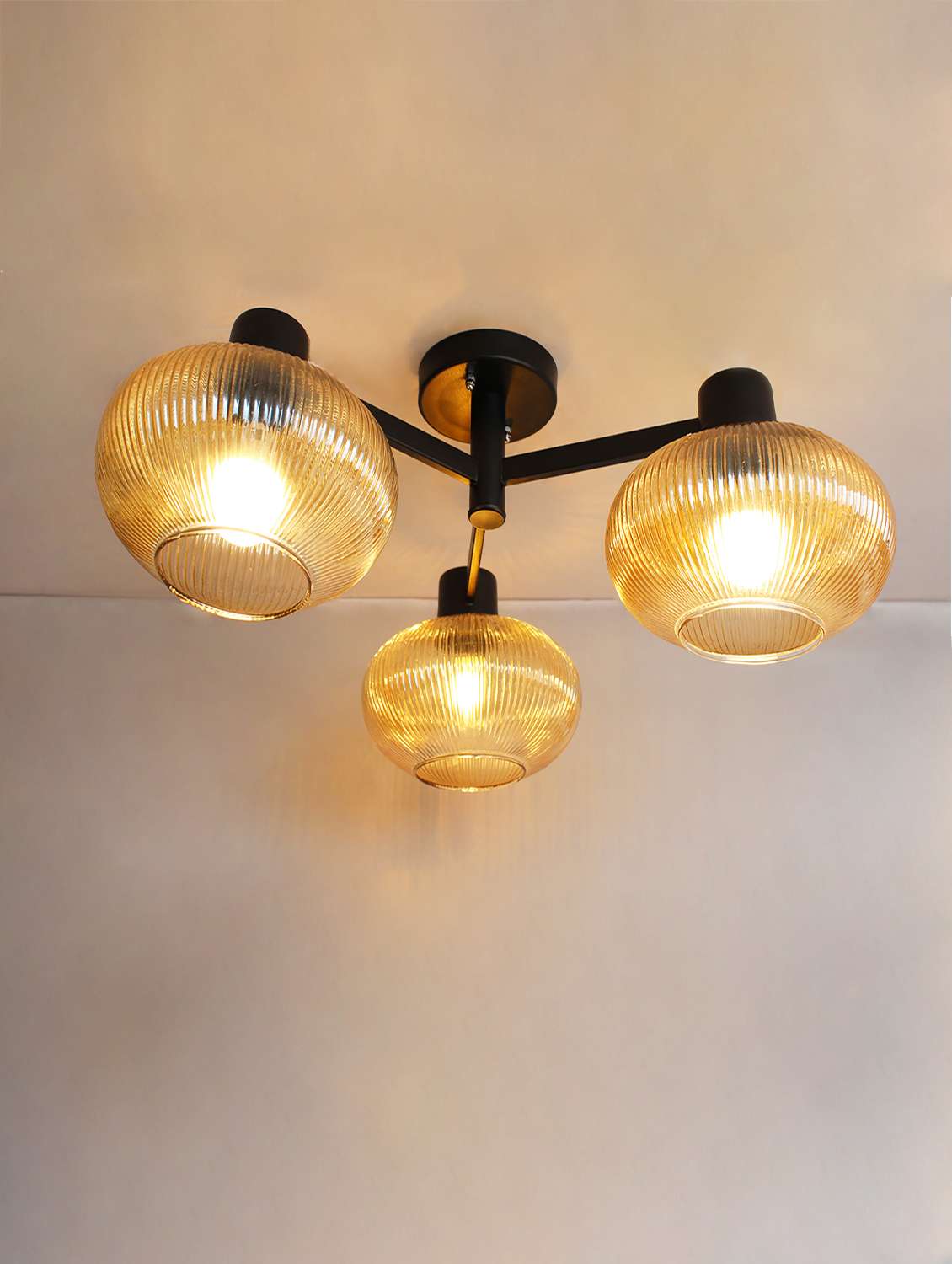 solara 3-light ribbed glass chandelier