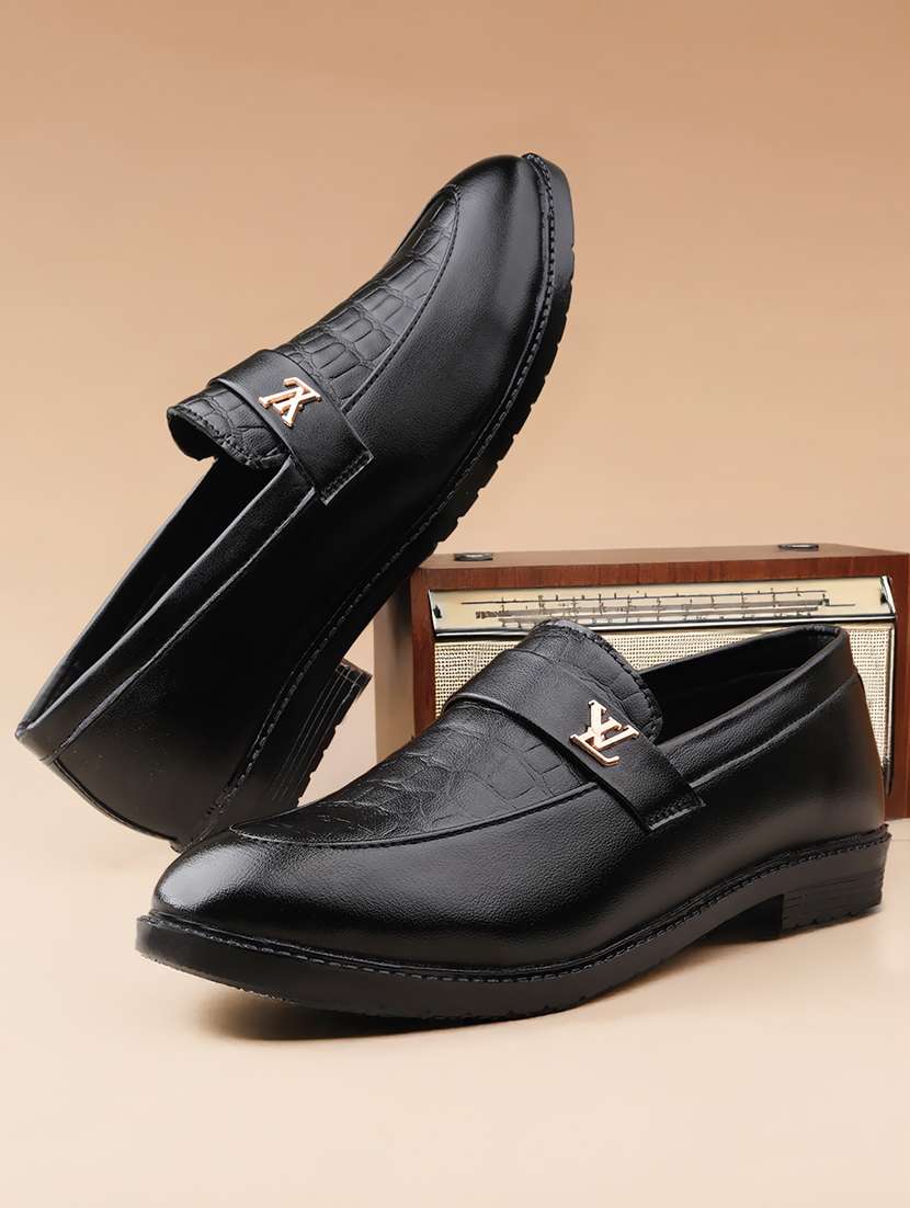 men black slip on loafer