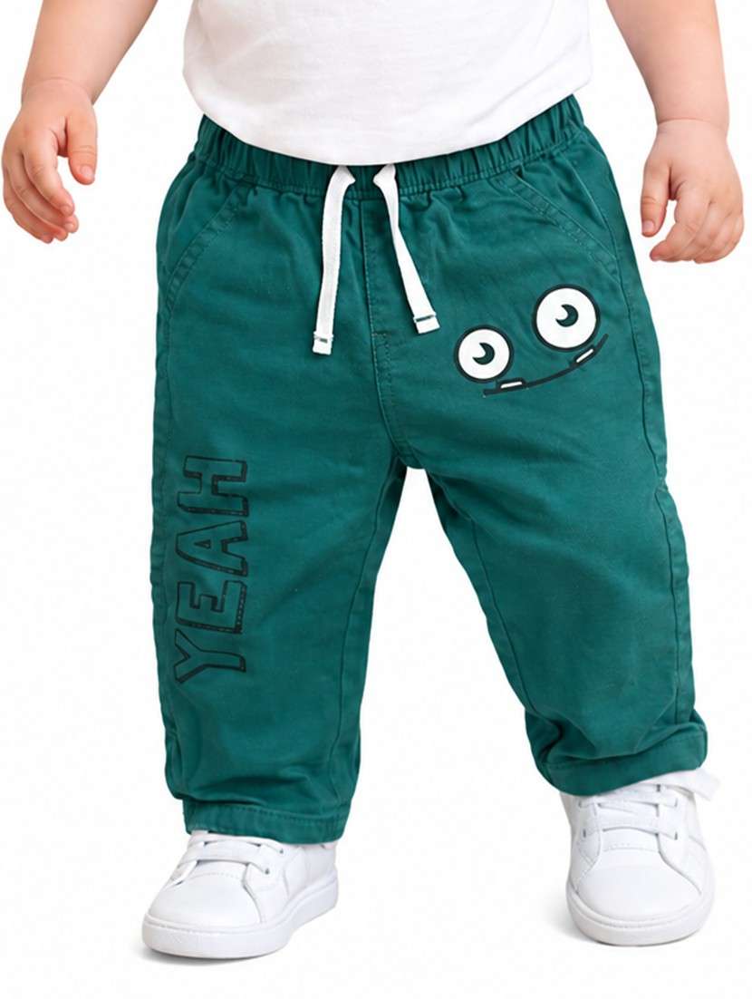 boys printed mid rise casual trouser