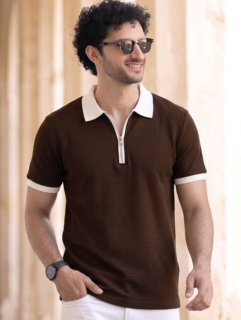 men textured short sleeve regular fit polo t-shirt - 22556789 -  Standard Image - 3