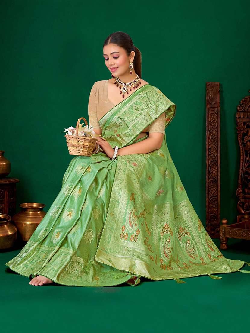 women self design banarasi saree with blouse - 22556904 -  Standard Image - 3