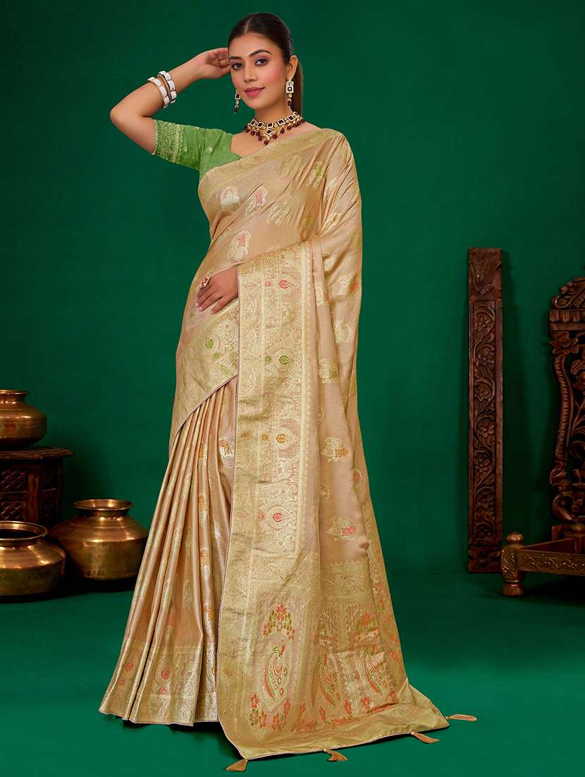 women self design banarasi saree with blouse