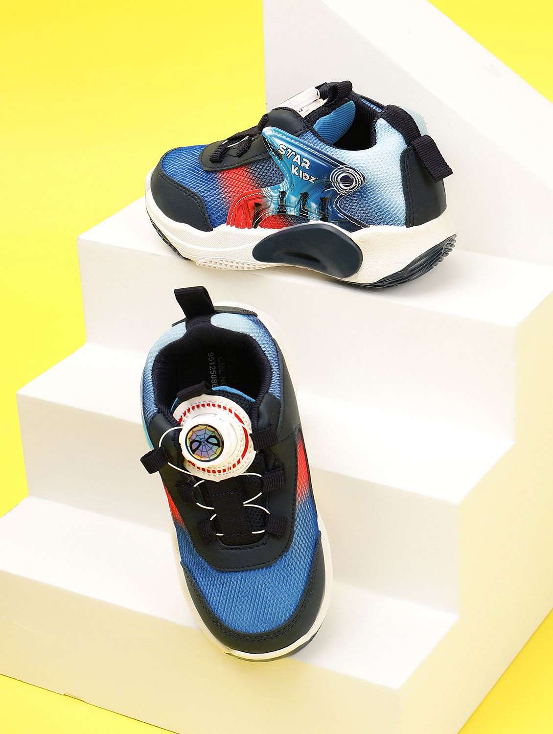 boys printed slip on sports shoes