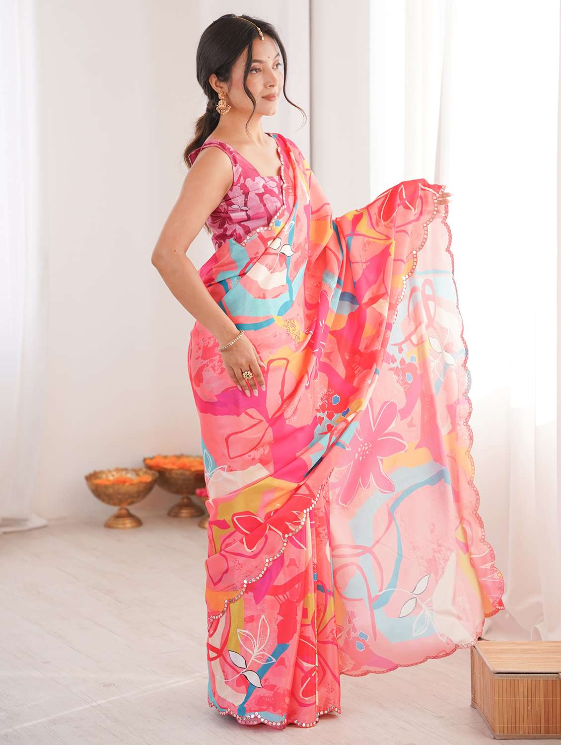 women printed casual wear saree with blouse - 22558238 -  Standard Image - 3