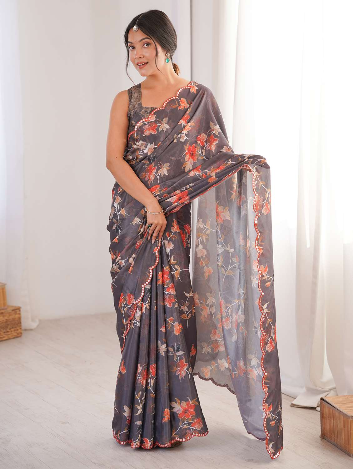 women printed casual wear saree with blouse - 22558253 -  Standard Image - 5