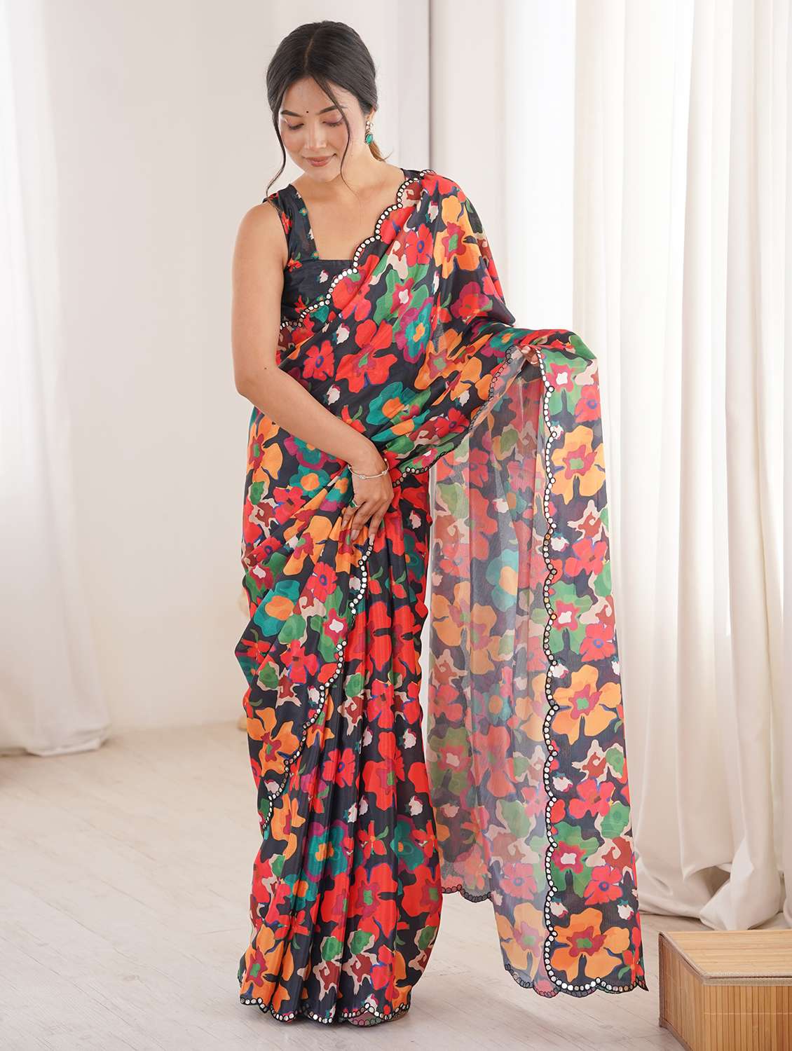 women printed casual wear saree with blouse