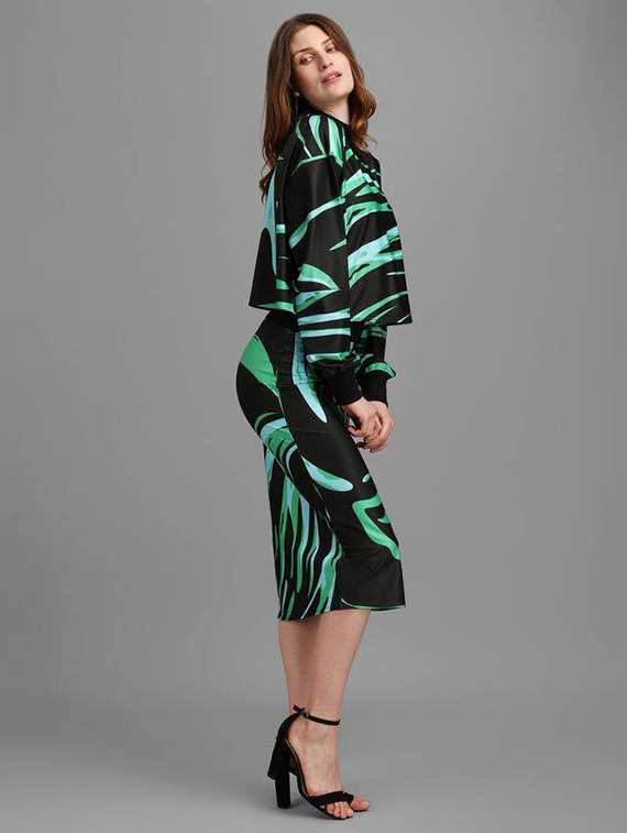women printed long sleeves top and skirt co-ord set - 22558296 -  Standard Image - 3