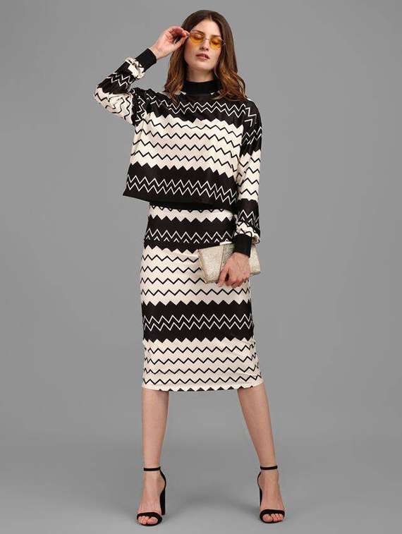 women printed long sleeves top and skirt co-ord set
