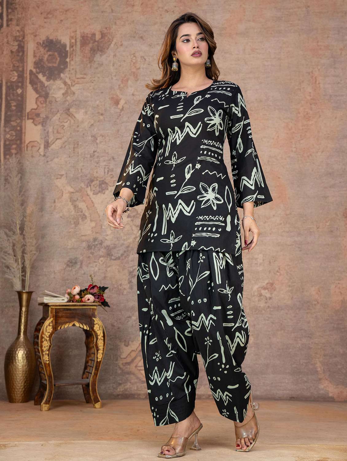 women printed three quarter sleeve kurta salwar set - 22558317 -  Standard Image - 3