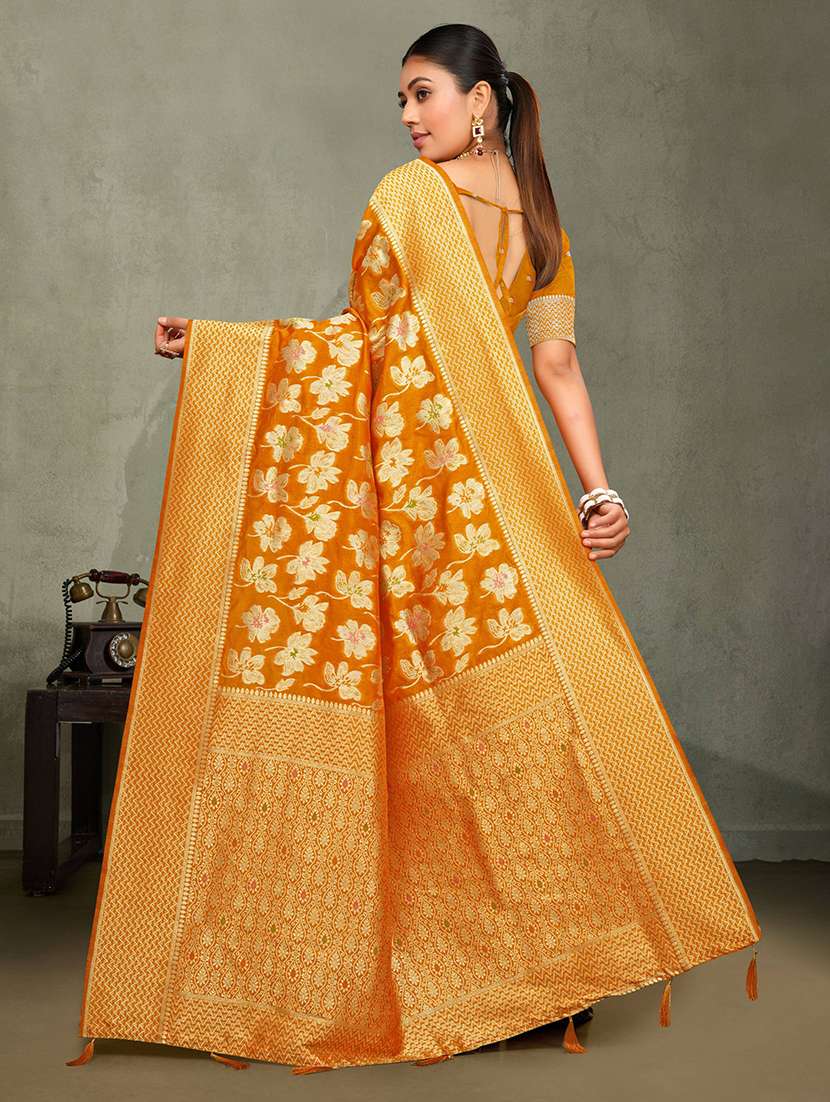 women self design banarasi saree with blouse - 22558366 -  Standard Image - 3