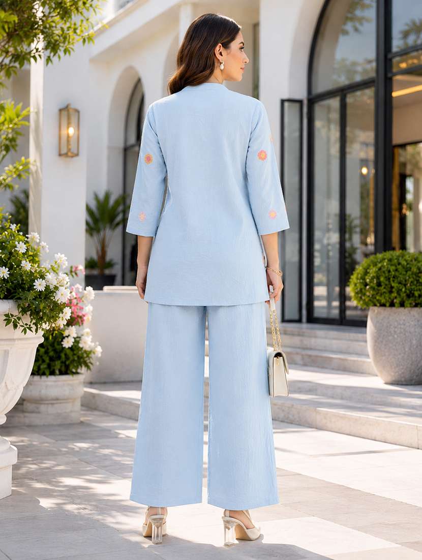 Women Embroidered Three Quarter Sleeve Ethnic Co-ord Set - 22558472 -  Standard Image - 3