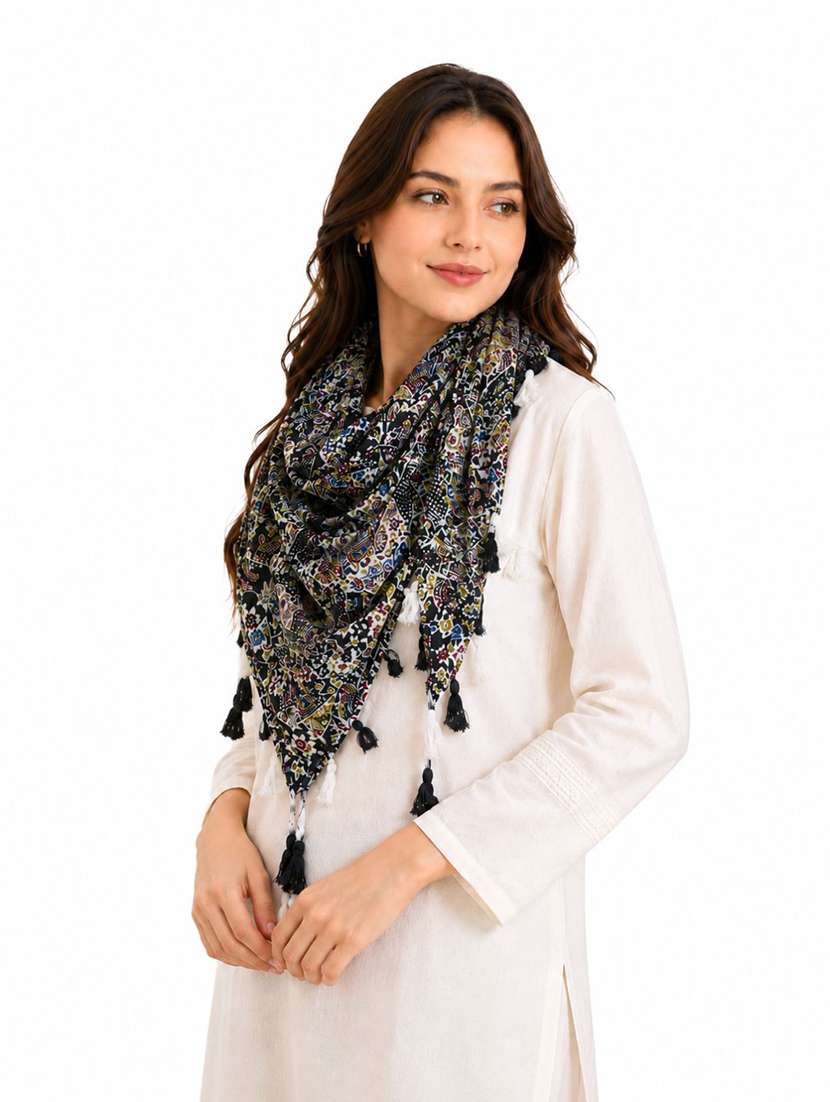Women Pack Of 2 Printed Scarf Featuring With Tassels - 22558512 -  Standard Image - 3
