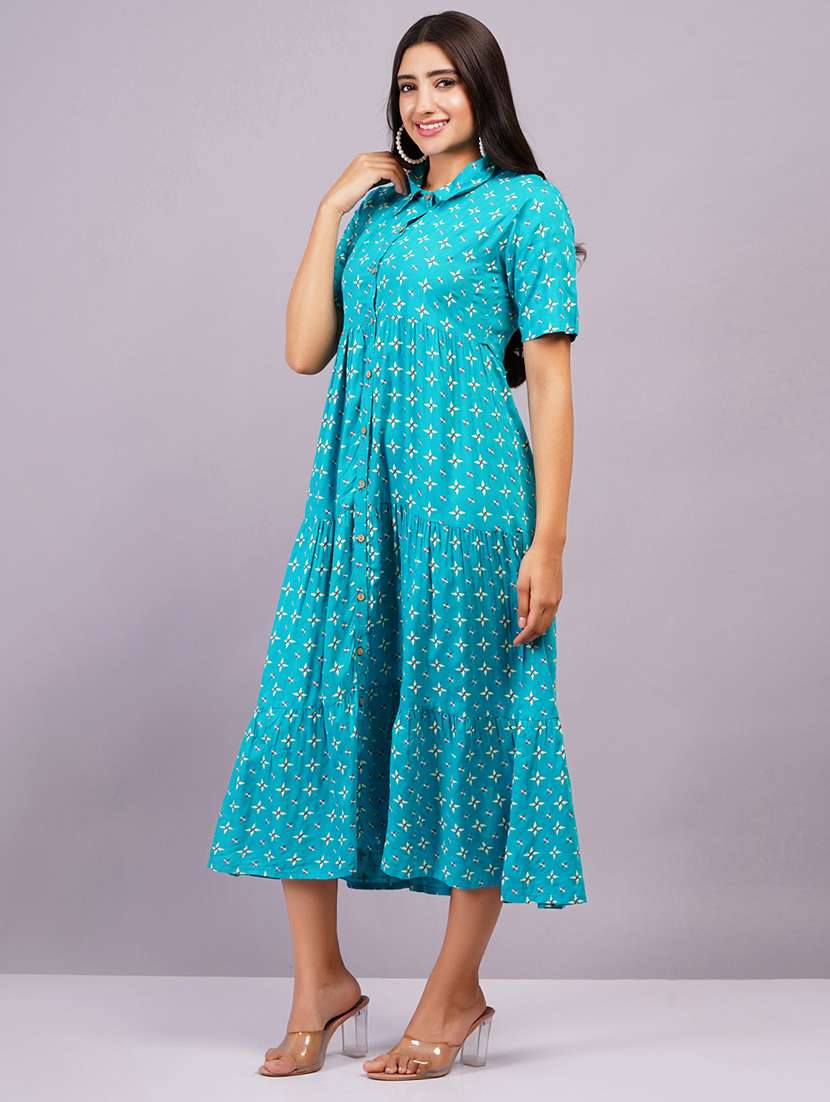Women Printed Short Sleeves Tiered Dress - 22558659 -  Standard Image - 3