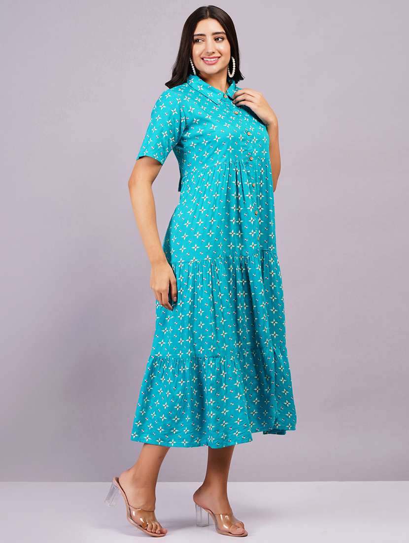Women Printed Short Sleeves Tiered Dress - 22558659 -  Standard Image - 5