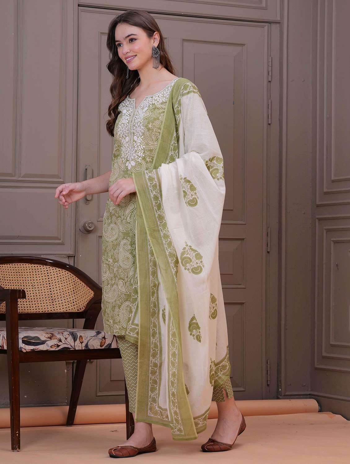 women printed three quarter sleeve kurta pant with dupatta set - 22558687 -  Standard Image - 3