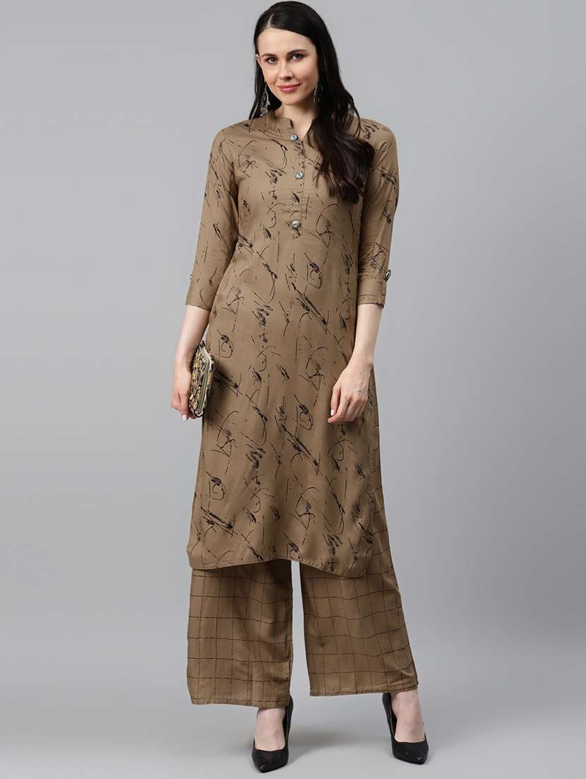 women printed three quarter sleeve kurta palazzo set