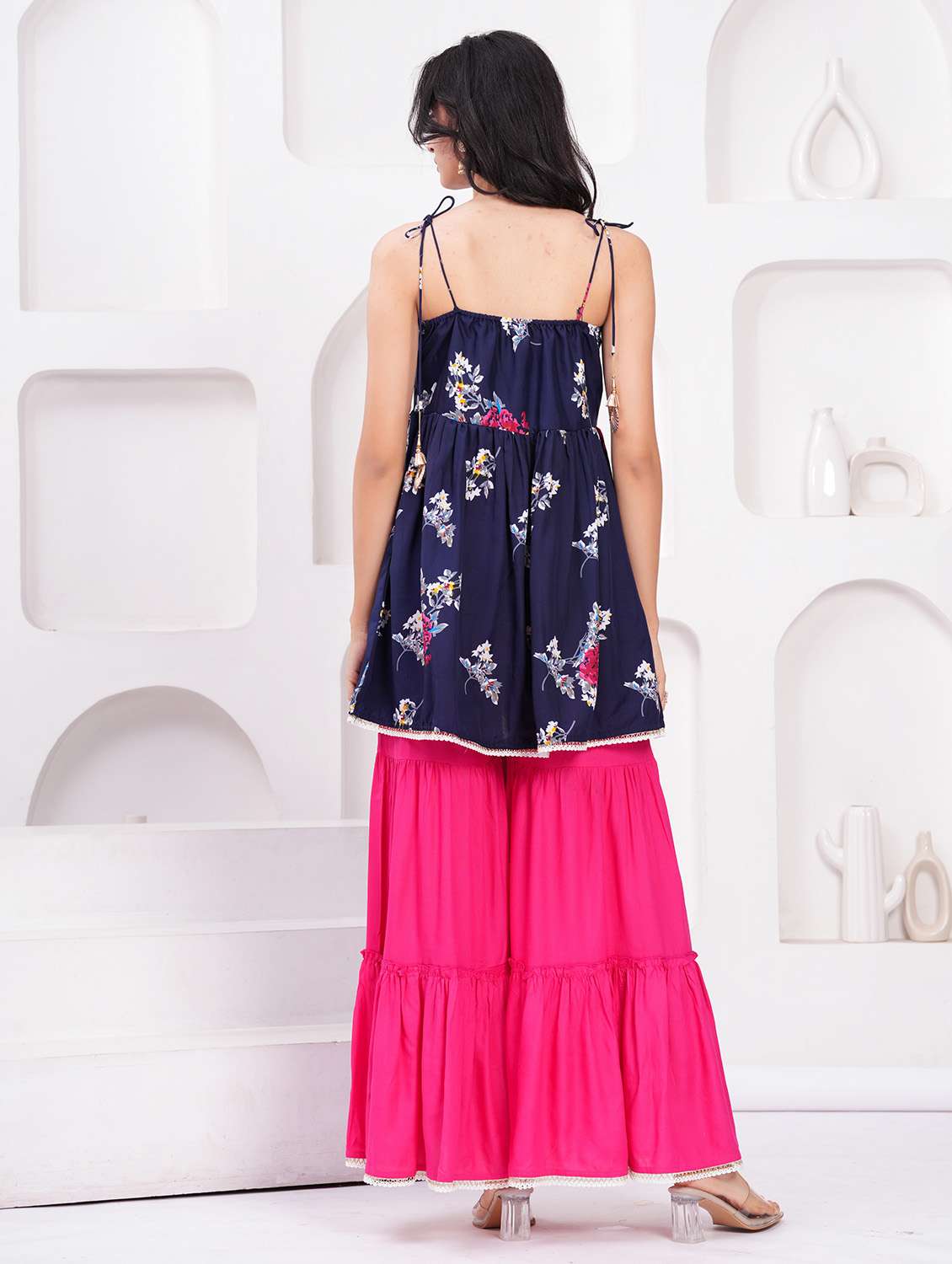 women floral shoulder strap kurta sharara with dupatta set - 22558702 -  Standard Image - 3