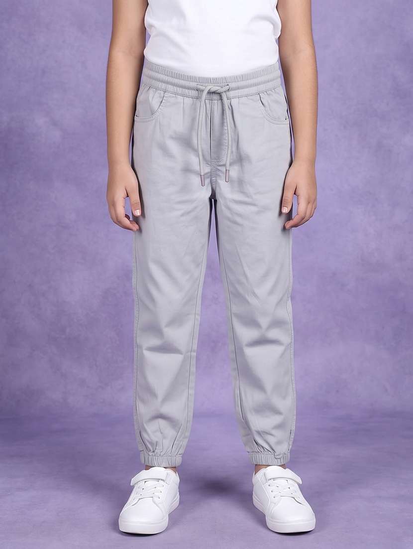 girls solid mid rise regular fit jogger