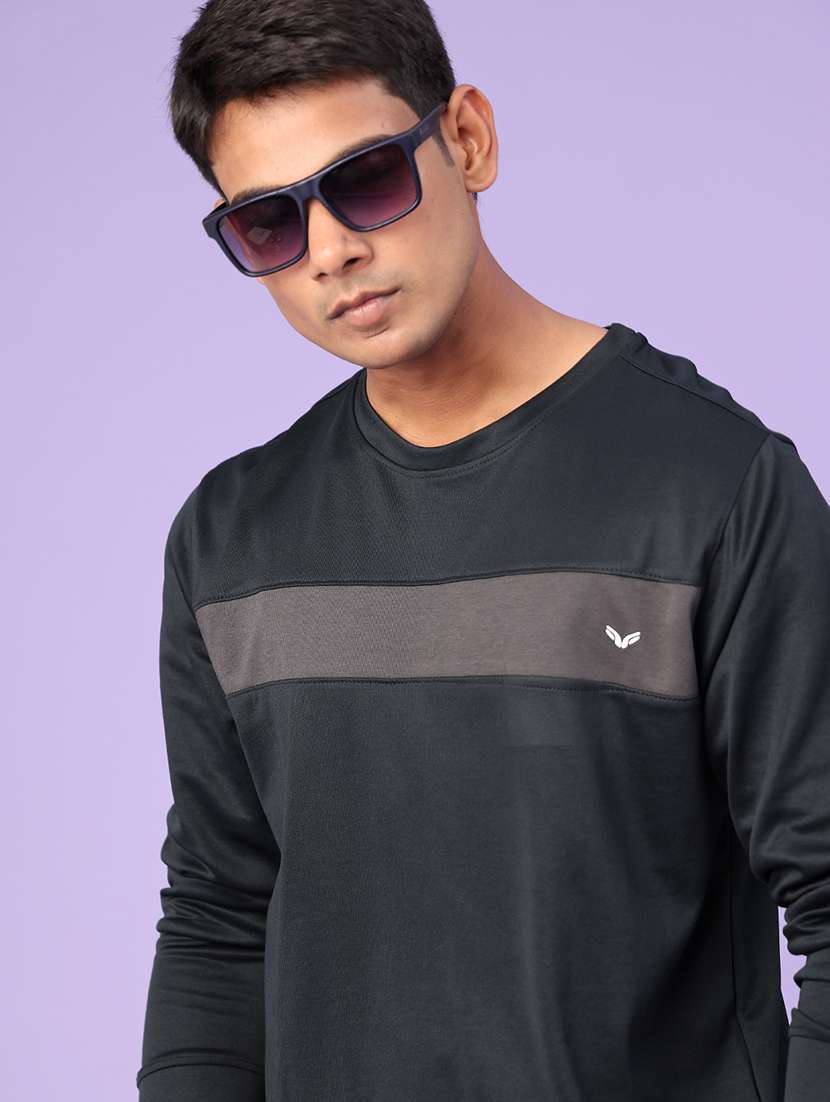men taped long sleeves regular fit t-shirt