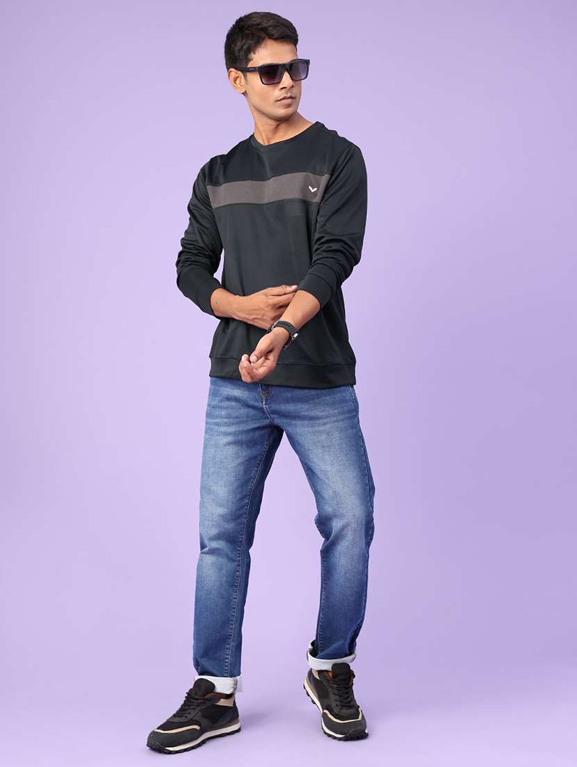 Men Taped Long Sleeves Regular Fit T-shirt - 22561599 -  Standard Image - 5