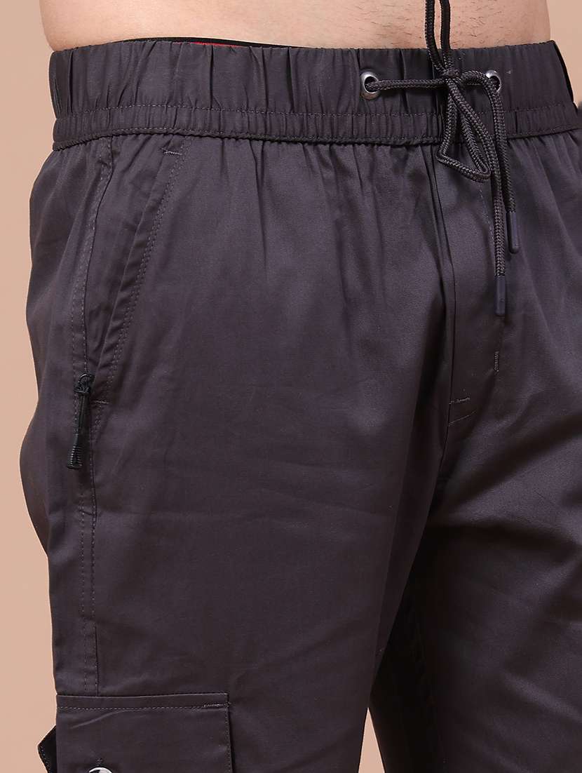 men solid mid rise regular fit cargo  - 22562325 -  Standard Image - 5