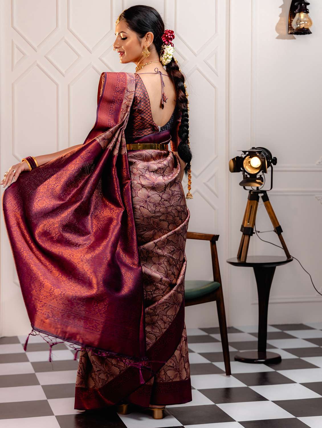 women self design banarasi saree with blouse - 22562774 -  Standard Image - 3
