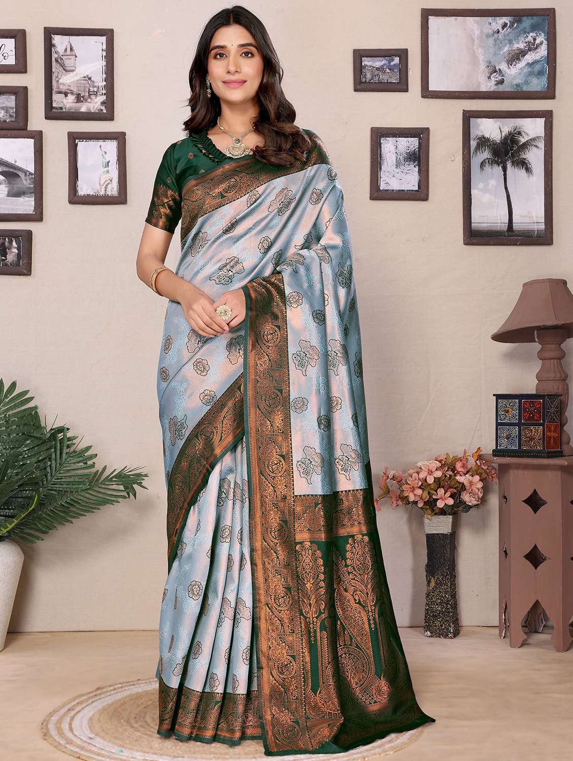 women self design banarasi saree with blouse