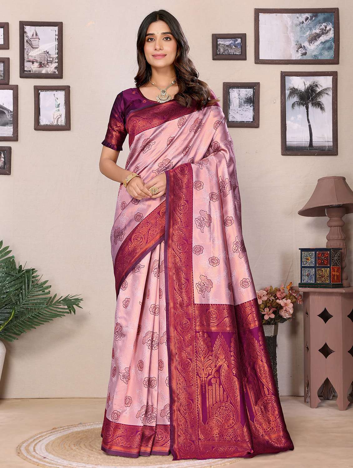 women self design banarasi saree with blouse
