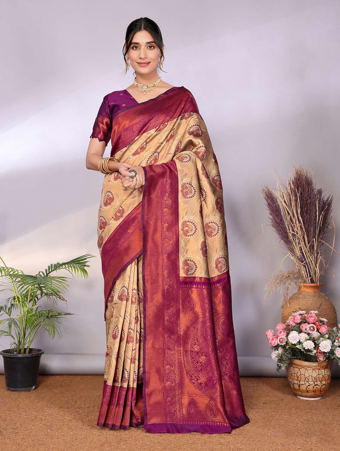 women self design banarasi saree with blouse