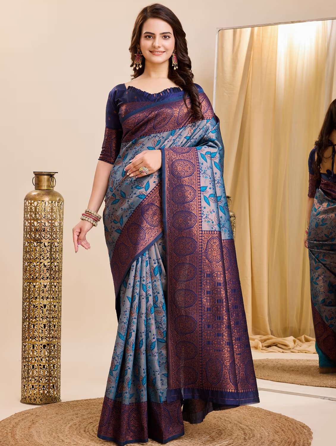 women self design banarasi saree with blouse