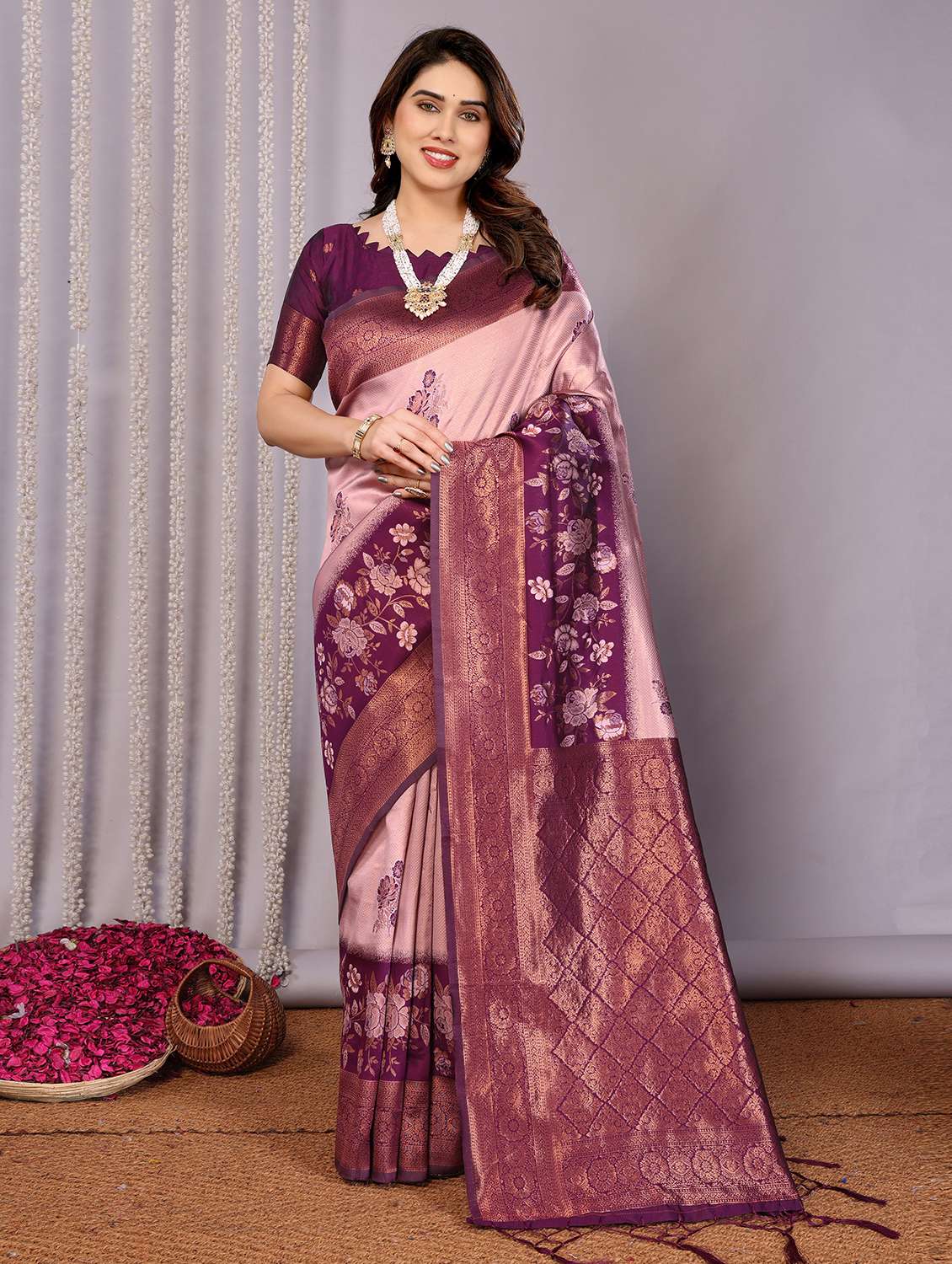 women self design banarasi saree with blouse