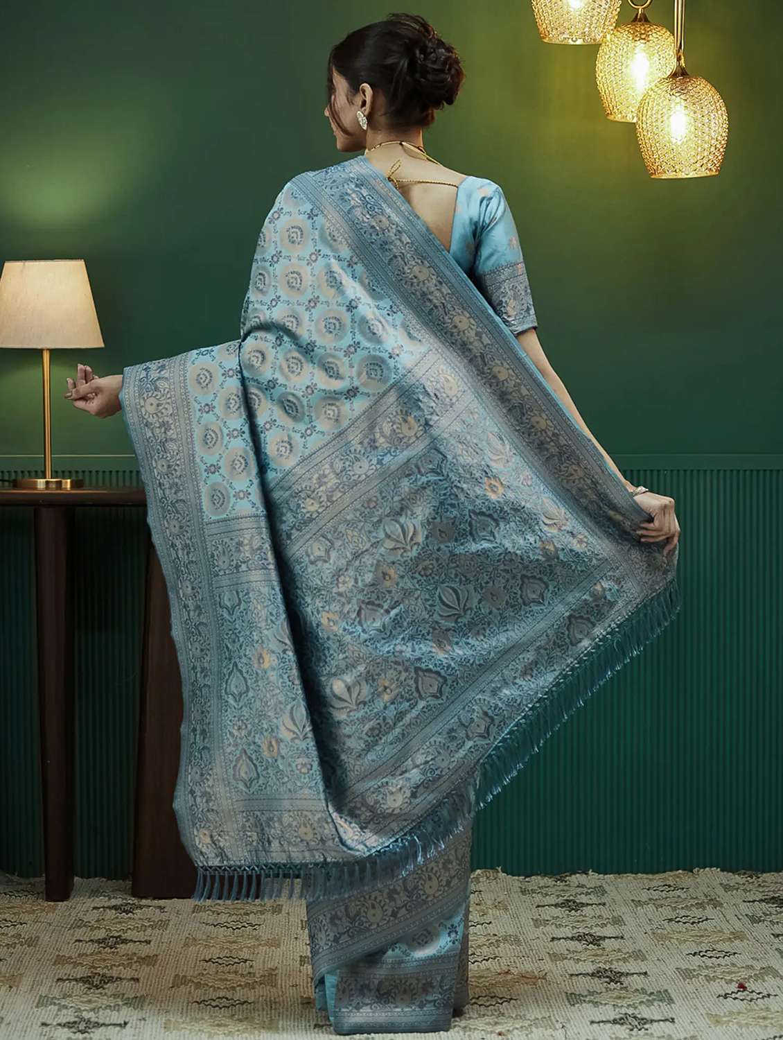 women self design banarasi saree with blouse - 22562922 -  Standard Image - 3