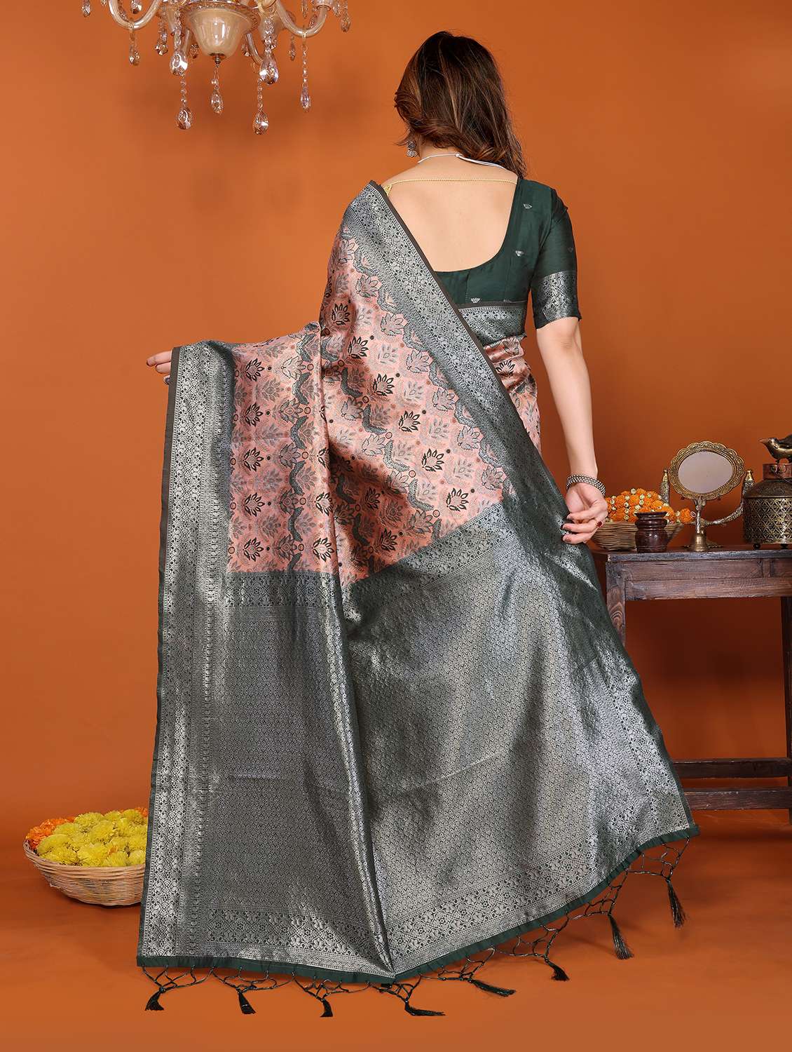 women self design banarasi saree with blouse - 22562926 -  Standard Image - 3