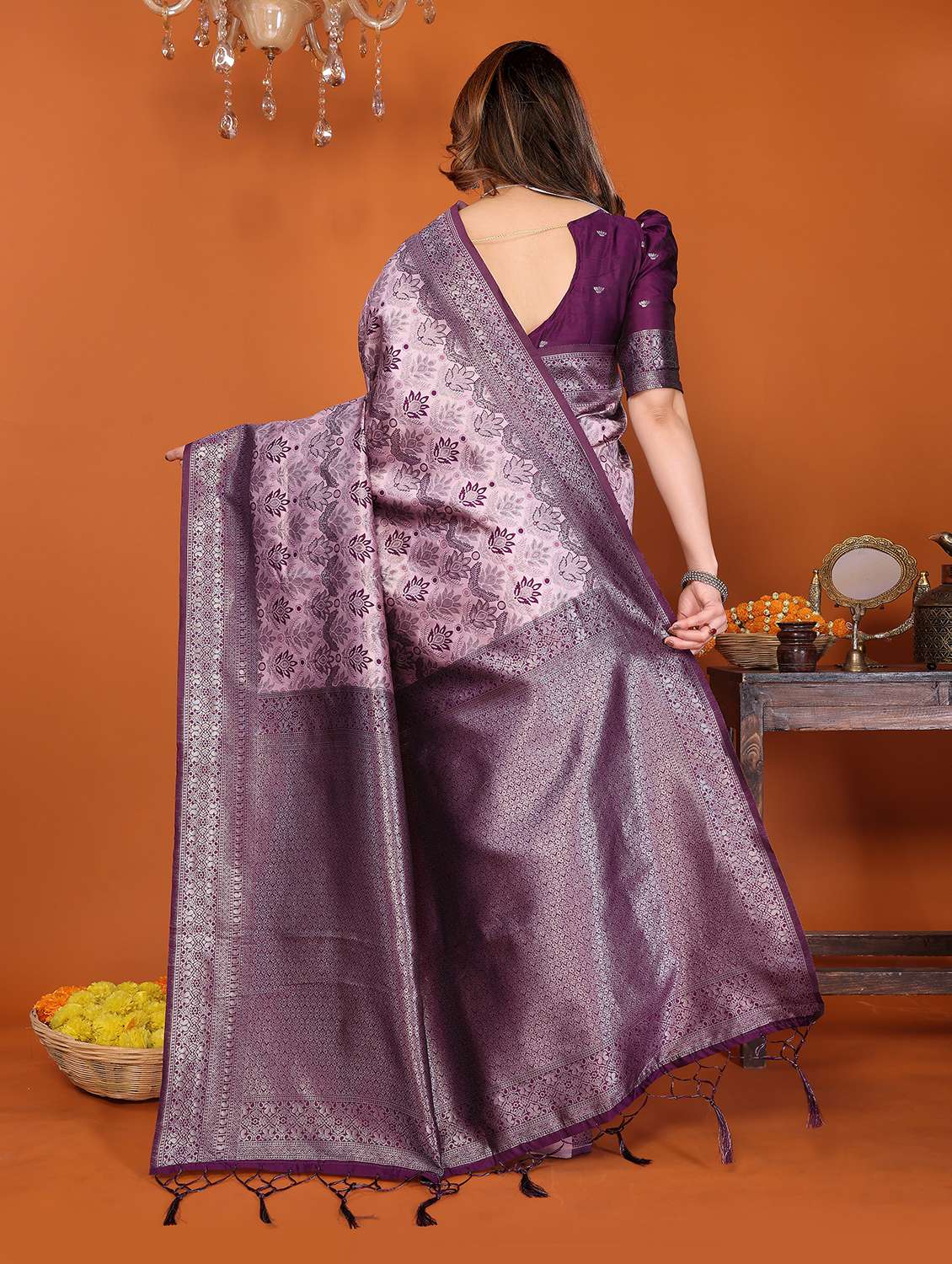 women self design banarasi saree with blouse - 22562928 -  Standard Image - 3