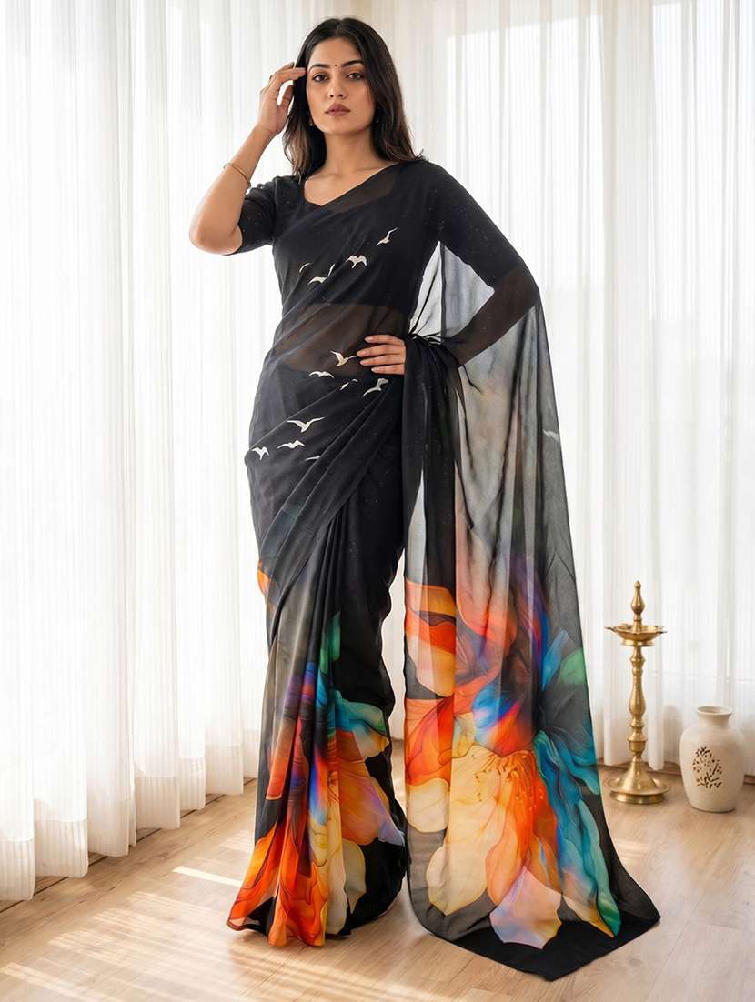 women printed casual wear saree with blouse