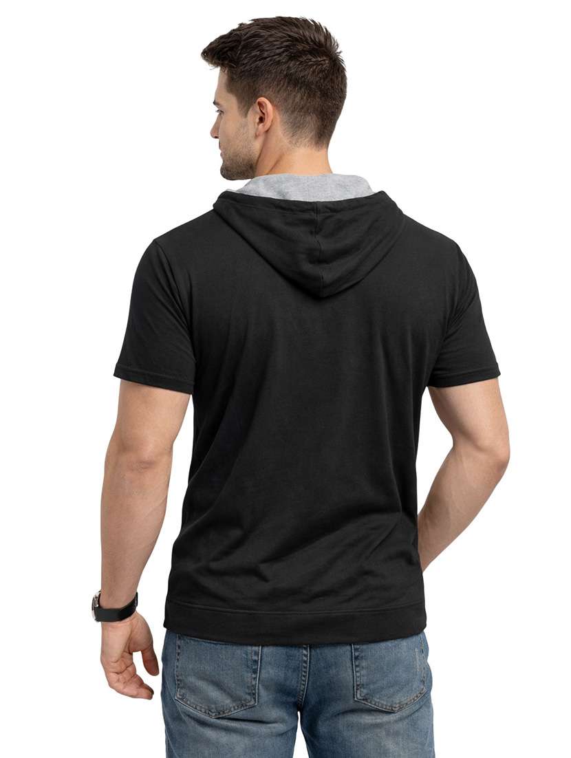 Men Solid Short Sleeve Regular Fit T-shirt - 22563322 -  Standard Image - 3