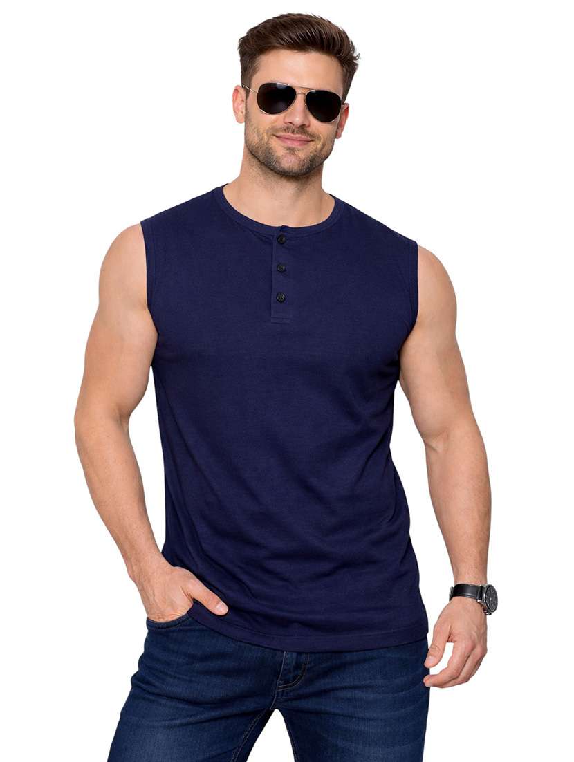 men solid sleeveless regular fit t-shirt