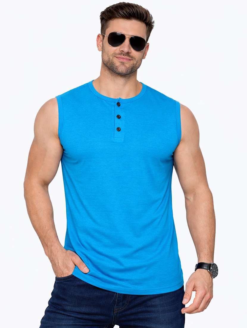 men solid sleeveless regular fit t-shirt